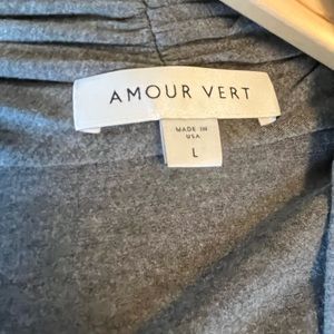 Amour Vert Dream Knit wrap top sz L gray NWOT